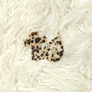 ⭐ Free w/Bundle - Cheetah Print Earrings